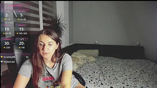 emili77777 online show from 09-17-25, 10:33