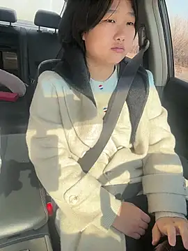 Fengbaby-555 online show from 02-12-26, 05:46