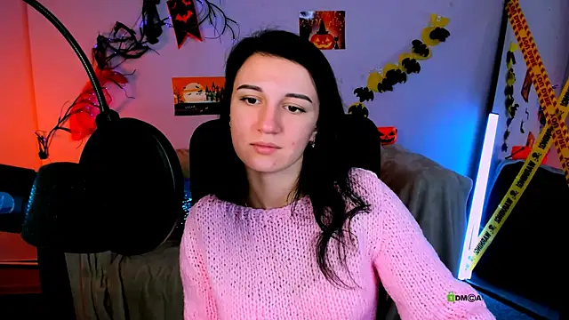 lia sunset online show from 10-26-25, 06:52