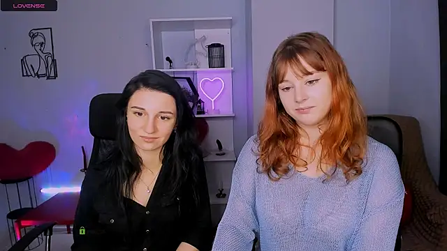 lia sunset online show from 11-17-25, 09:09