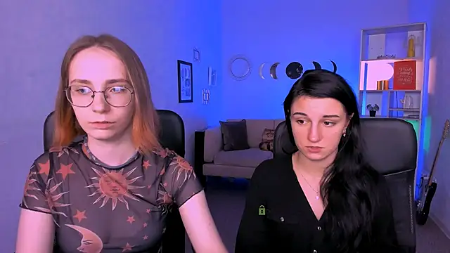 lia sunset online show from 11-28-25, 08:11