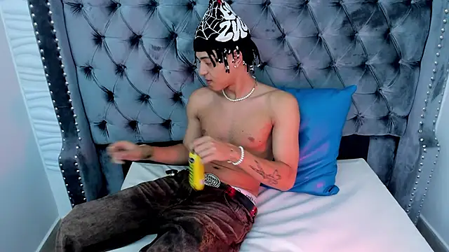 MARSHALL SPENCER online show from 11-22-25, 01:10