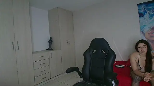 SofiaLust Eup online show from 10-10-25, 03:49