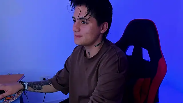 PeytonBox online show from 10-18-25, 12:28