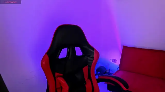 PeytonBox online show from 11-13-25, 11:31