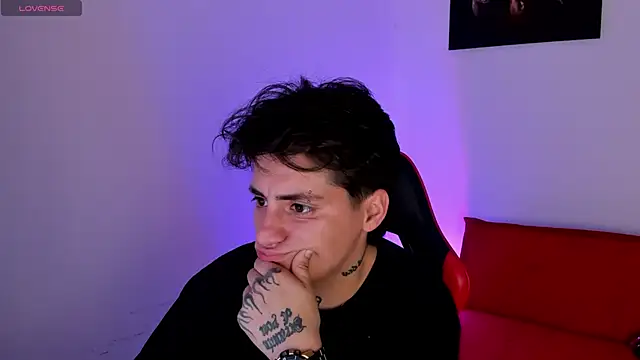 PeytonBox online show from 11-18-25, 11:25