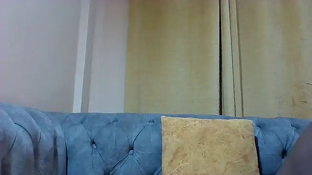 Amiblue Xo online show from 10-04-25, 10:19