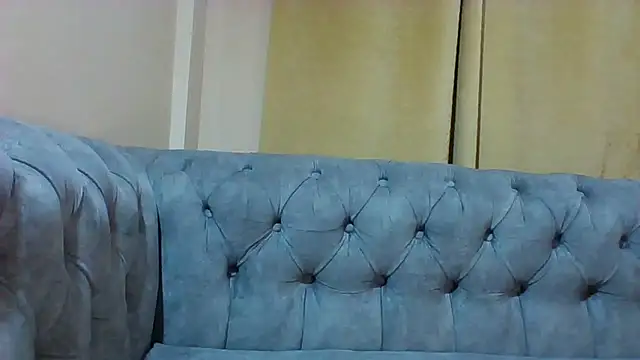 Amiblue Xo online show from 10-06-25, 11:24