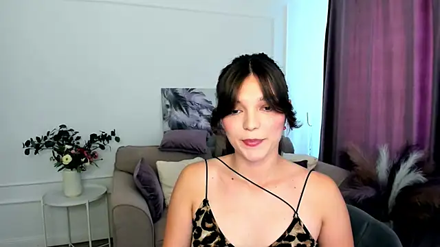 DivineAmour online show from 09-23-25, 12:30