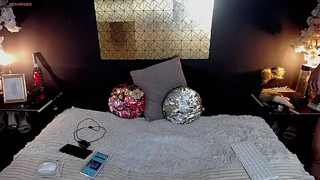 Snapshot of kinky_momm chatting on 01-07-26, 03:14 kinky momm online show from 01-07-26, 03:14