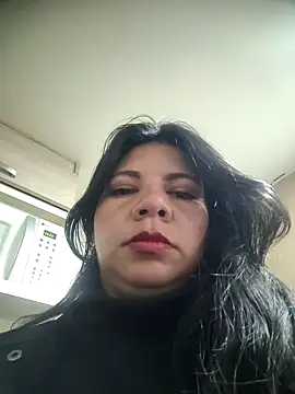 Snapshot of kinky_momm chatting on 01-09-26, 02:20 kinky momm online show from 01-09-26, 02:20