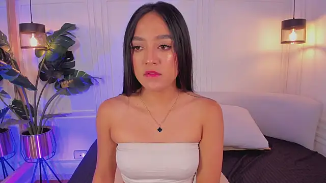 Dafne Hillss online show from 10-16-25, 12:50