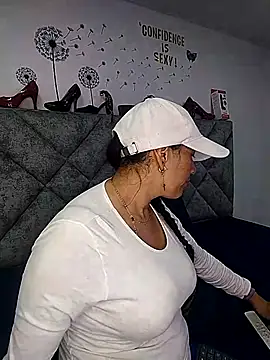 Shantey Laurent online show from 02-14-26, 12:13