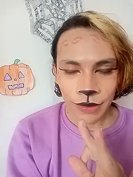 kittymutant99 online show from 10-31-25, 06:20