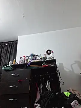 carolinerue online show from 02-22-26, 04:13