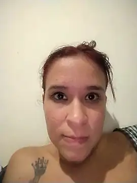 Snapshot of Teffy_Cute_ chatting on 09-18-25, 01:51 Teffy Cute online show from 09-18-25, 01:51