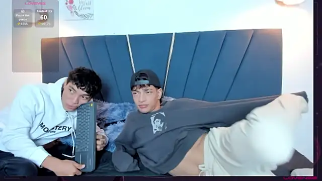 Snapshot of maicol_cum23 chatting on 09-25-25, 02:10 maicol cum23 online show from 09-25-25, 02:10