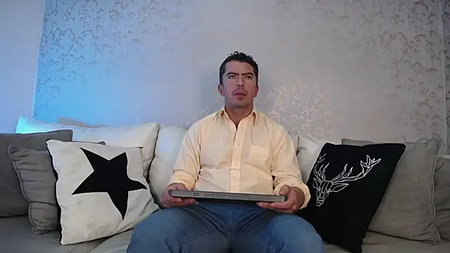 JuanKarloz  online show from 10-03-25, 01:30