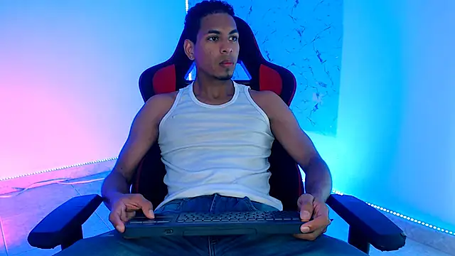 lorian vikel online show from 10-27-25, 09:41