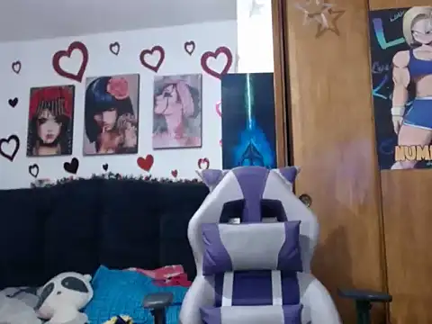 Snapshot of Angeeellovee chatting on 09-23-25, 05:21 Angeeellovee online show from 09-23-25, 05:21