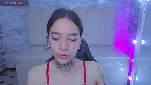 kataleya t online show from 11-19-25, 03:28