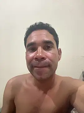 Snapshot of Reisy_HC chatting on 10-02-25, 03:13 Reisy HC online show from 10-02-25, 03:13