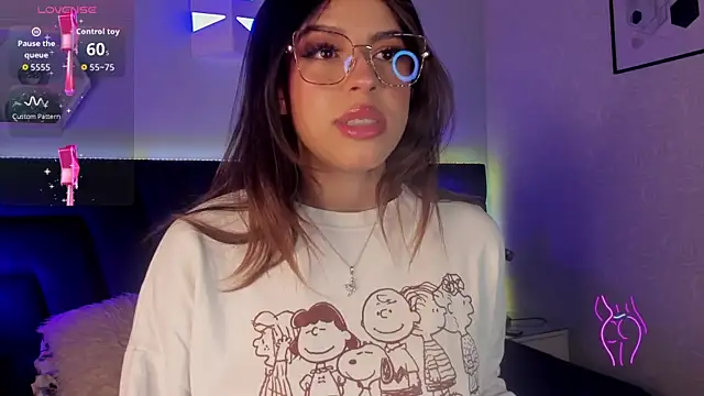 Snapshot of artemis_nyx chatting on 11-25-25, 08:53 artemis nyx online show from 11-25-25, 08:53