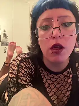 kinkydolly666 online show from 09-09-25, 07:52
