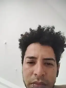 ThiagoFernandezChancay25 online show from 11-08-25, 01:11