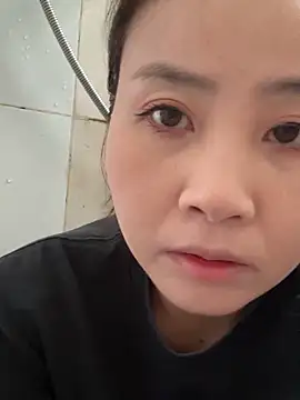 wly2028 online show from 12-04-25, 05:28