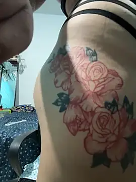 Edalyn29 online show from 09-27-25, 07:52