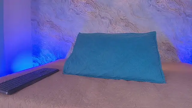 abbyrouss  online show from 11-14-25, 03:05