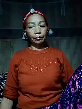 -Xuka-200 online show from 11-10-25, 01:43