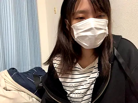 Snapshot of ituki_0415 chatting on 10-26-25, 05:19 ituki 0415 online show from 10-26-25, 05:19