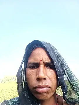 Snapshot of Sm_sanjna chatting on 09-25-25, 09:57 Sm sanjna online show from 09-25-25, 09:57