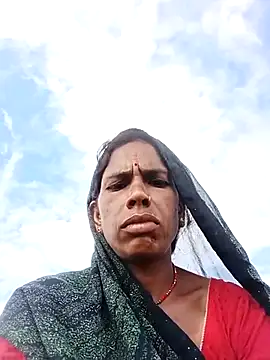 Snapshot of Sm_sanjna chatting on 10-01-25, 09:37 Sm sanjna online show from 10-01-25, 09:37