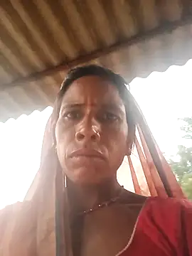 Snapshot of Sm_sanjna chatting on 10-23-25, 12:15 Sm sanjna online show from 10-23-25, 12:15