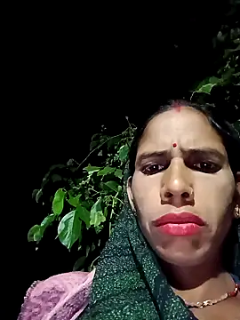 Snapshot of Sm_sanjna chatting on 10-31-25, 03:24 Sm sanjna online show from 10-31-25, 03:24