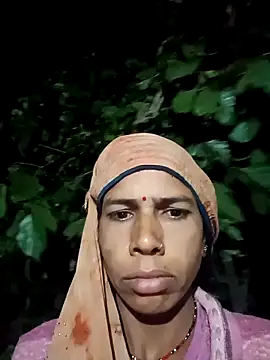 Snapshot of Sm_sanjna chatting on 11-17-25, 10:37 Sm sanjna online show from 11-17-25, 10:37