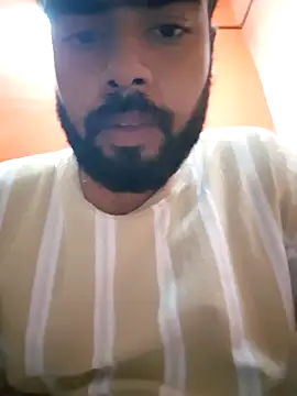 Snapshot of soniriyaa010101 chatting on 10-27-25, 07:29 soniriyaa010101 online show from 10-27-25, 07:29