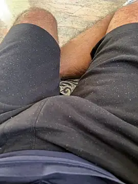 sunnu 97  online show from 12-15-25, 07:23