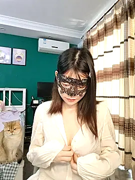 xuanxuanOo online show from 10-10-25, 05:06