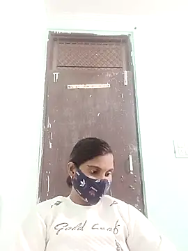 Hotty-arohi online show from 11-20-25, 03:18