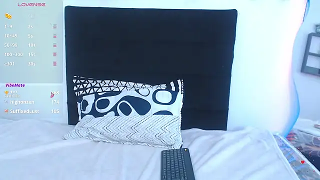 aurelyne gp online show from 09-18-25, 11:23