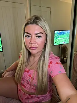 EmilyKingg online show from 09-13-25, 10:20