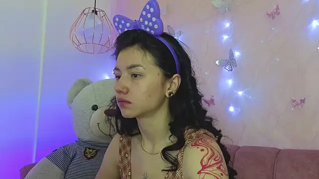 april bennett online show from 12-04-25, 12:36