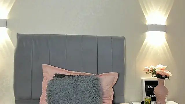 ValeriaJons online show from 10-31-25, 03:29