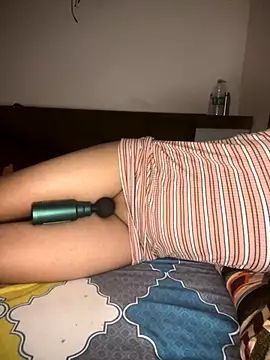 Snapshot of pranjal00000 chatting on 09-18-25, 01:35 pranjal00000 online show from 09-18-25, 01:35