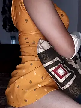 Snapshot of pranjal00000 chatting on 11-15-25, 12:23 pranjal00000 online show from 11-15-25, 12:23