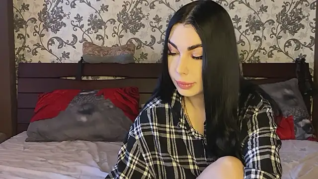 Snapshot of Bella_R0se chatting on 02-09-26, 08:29 Bella R0se online show from 02-09-26, 08:29